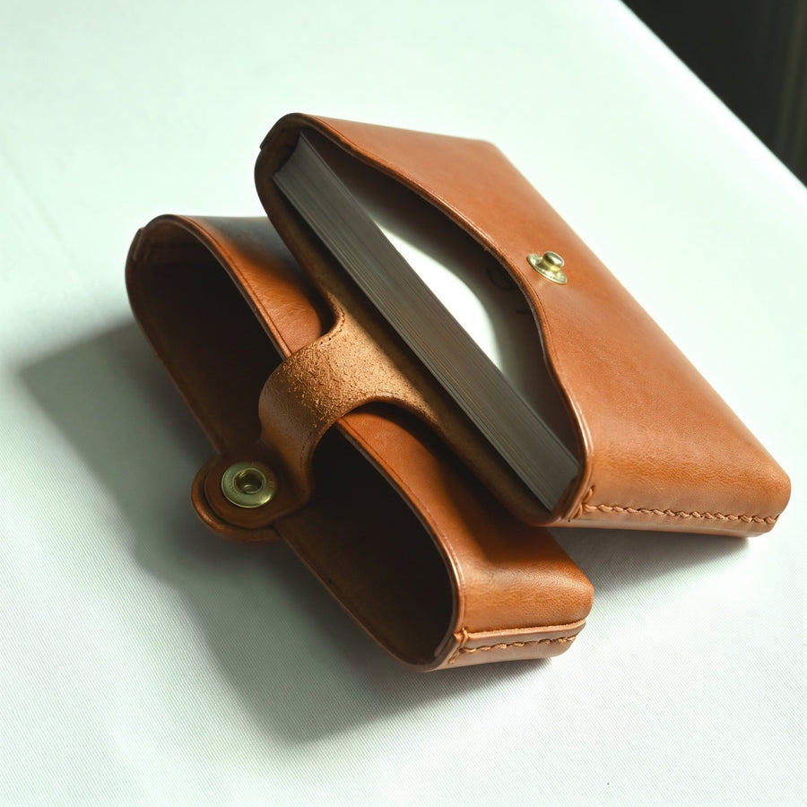 IZAKURA Origami Card Case Brown